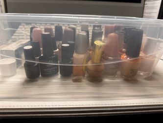 Nail Polish/Nail Tips