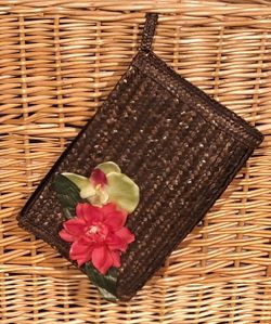 Natural brown woven straw clutch bag with pink and white floral appliques. Cloth Lining. 10"Wx7"Hx3"W