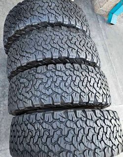275 65 18 Bfgoodrich ko2 Tires Con 80% de Vida Las 4
