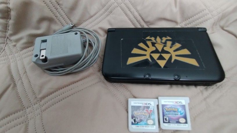 Nintendo 3DS xl And Pokemon Y, Moon, Alpha Sapphire Bundle!