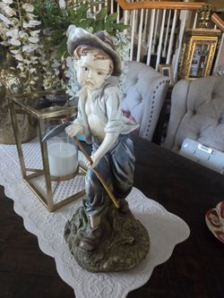 Statue
