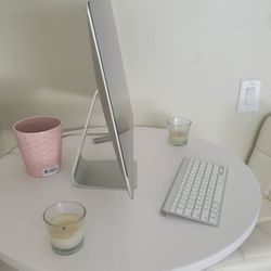 Apple All In One Desktop 