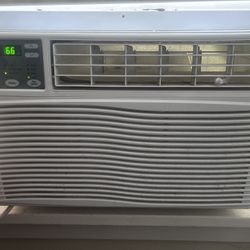 GREE Window A/C Unit 