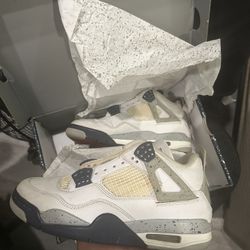 AIR JORDAN 4 RETRO