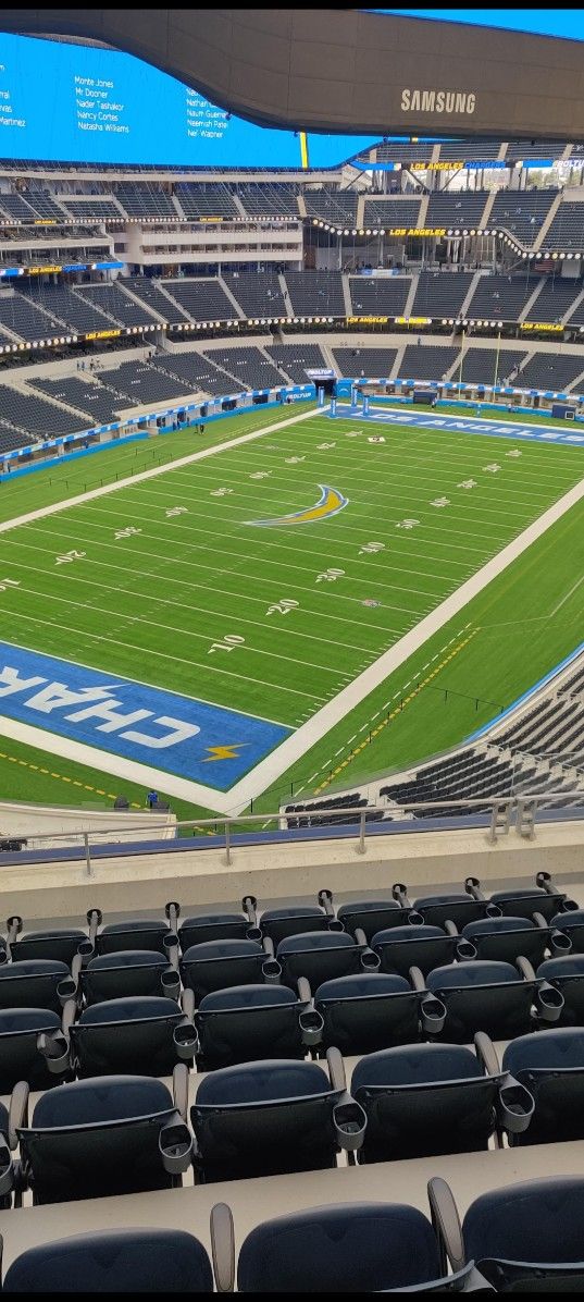 RAIDERS VS CHARGERS