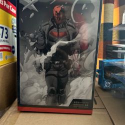 DC Multiverse Red Hood (Gold Label - New 52 - Black & White Accent Edition)