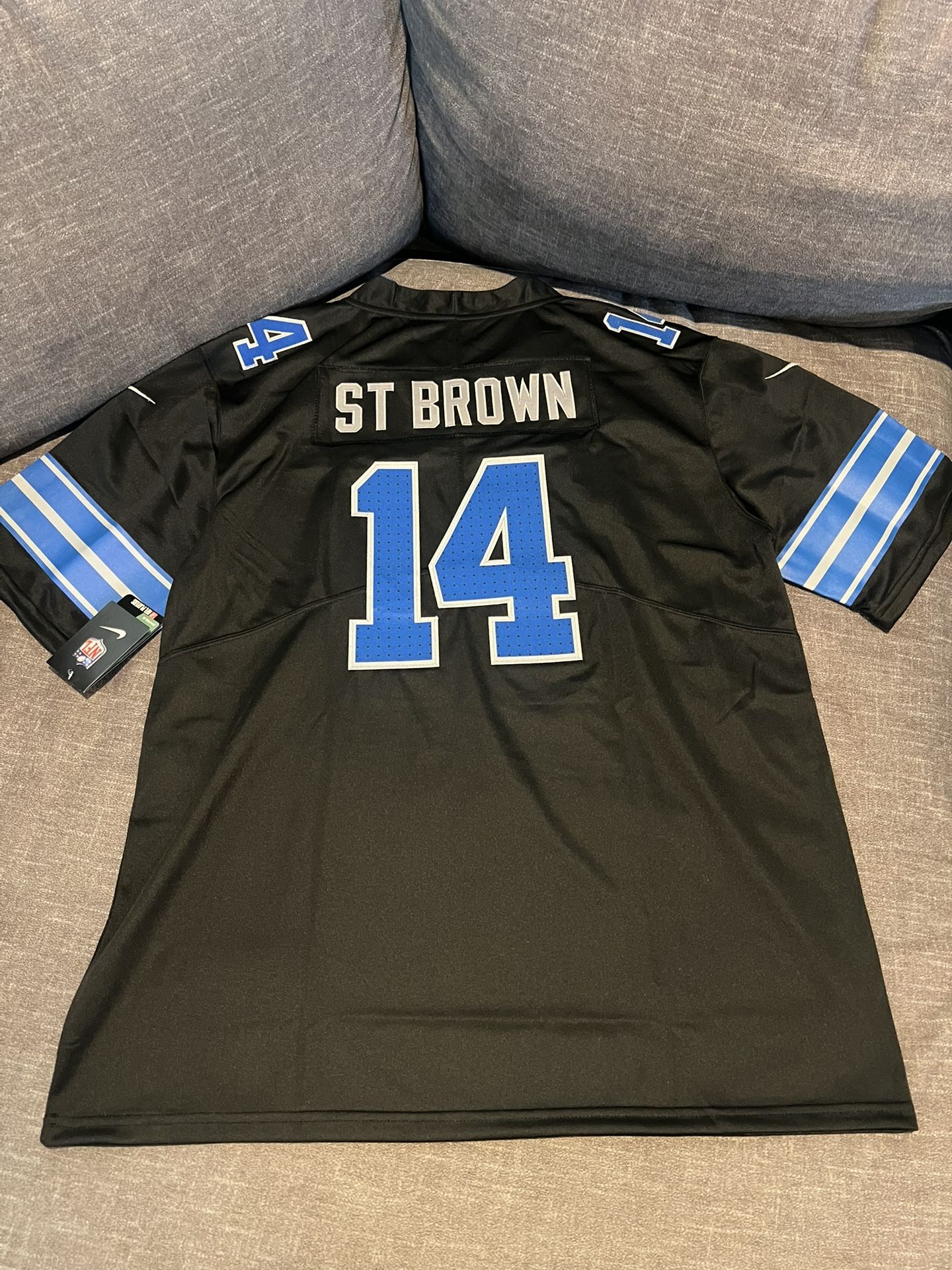 St Brown Detroit Lions Jersey - Adult & Youth Sizes - BRAND NEW - Porch Pick Up Macomb Twp 22/Garfield