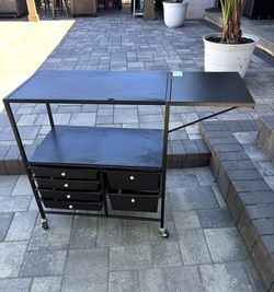 Rolling cart