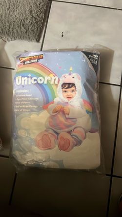 Costume