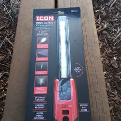Brand-new ICON 1000 Lumen Duel Sided Rechargeable Slim Bar Light With UV Inspection.