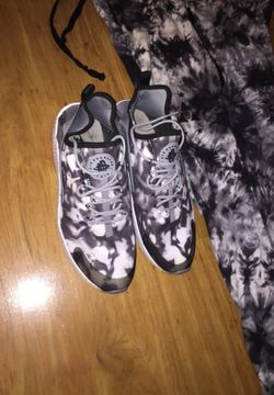 nike huarache x ninth hall joggers size 10.5 and size Large