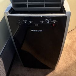 Honeywell 11,000 BTU Portable AC Unit 