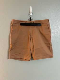Men’s Express brown orange chino shorts slim above the knee 8” inseam size 33