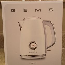 New- G E M S  50's Vintage Design Kettle