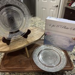4 pc 8" Glass Plate Set New In Box