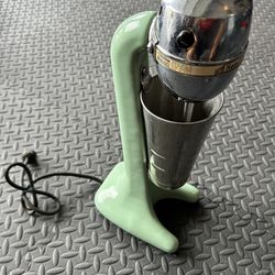1940’s vintage malt shop mixer