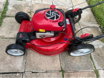 Lawn mower craftsman goal start right up very good condition front wheel drive self propelled work great