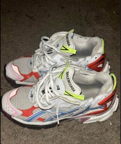 Balenciaga runners