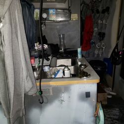 1990 Totya Dolphin Trailer,  Runs Perfect . 