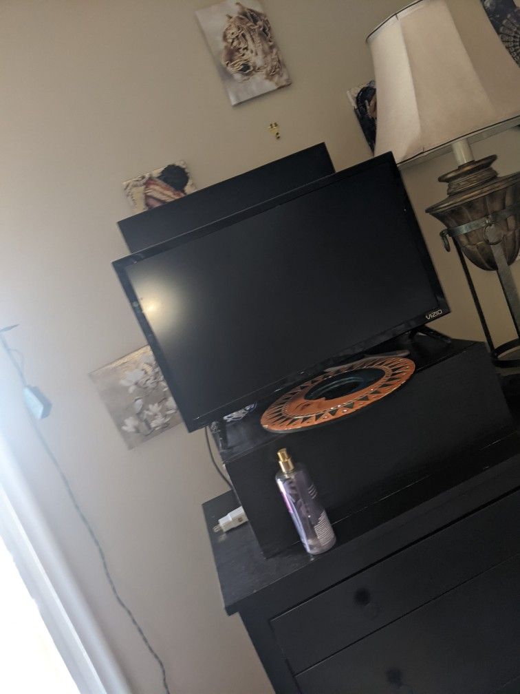 Vizio Flat Screen