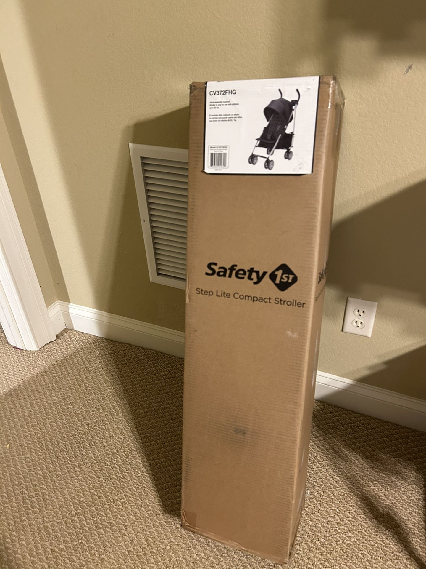 Safety First Step Lite Compact Stroller In black 