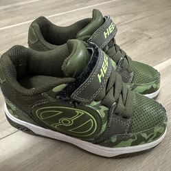 Boys Heely’s Size 12