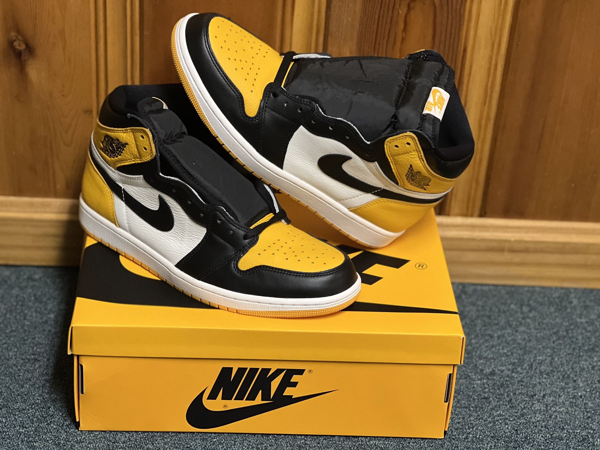 Jordan 1 High Taxi Size 12