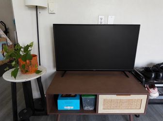 40 inch VIZIO 4K smart TV