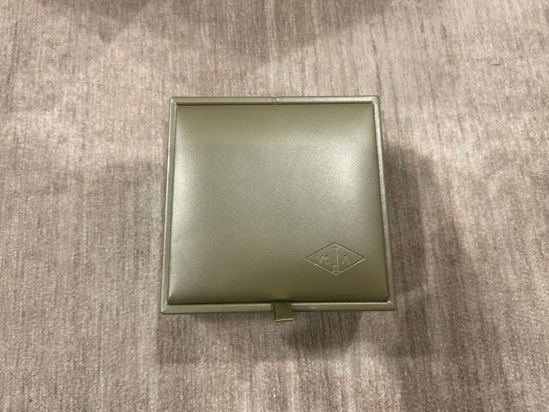 Van Cleef & Arpeis Jewrwelry Box. Excellent Condition