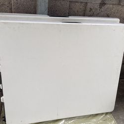 Lifetime folding tables