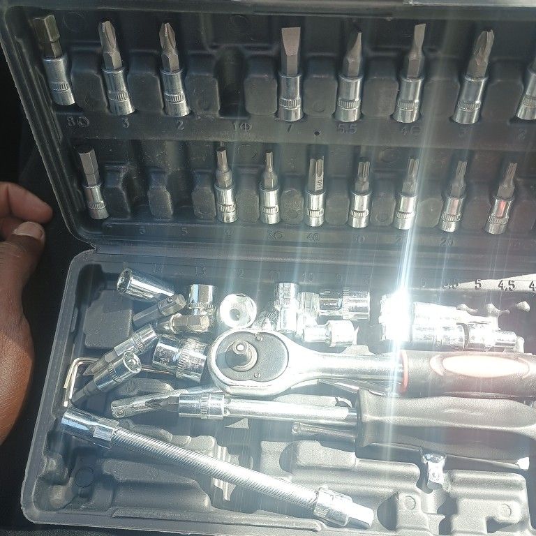 Socket Wrench Set