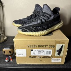 Size 12 Used Men’s Adidas Yeezy Carbon 