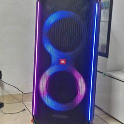 JBL PartyBox 710 Bluetooth Speaker