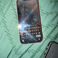 iPhone 13 Red 