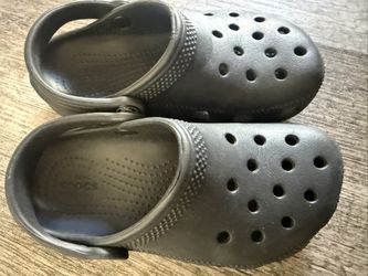 Like New Crocs Sz 11C $20