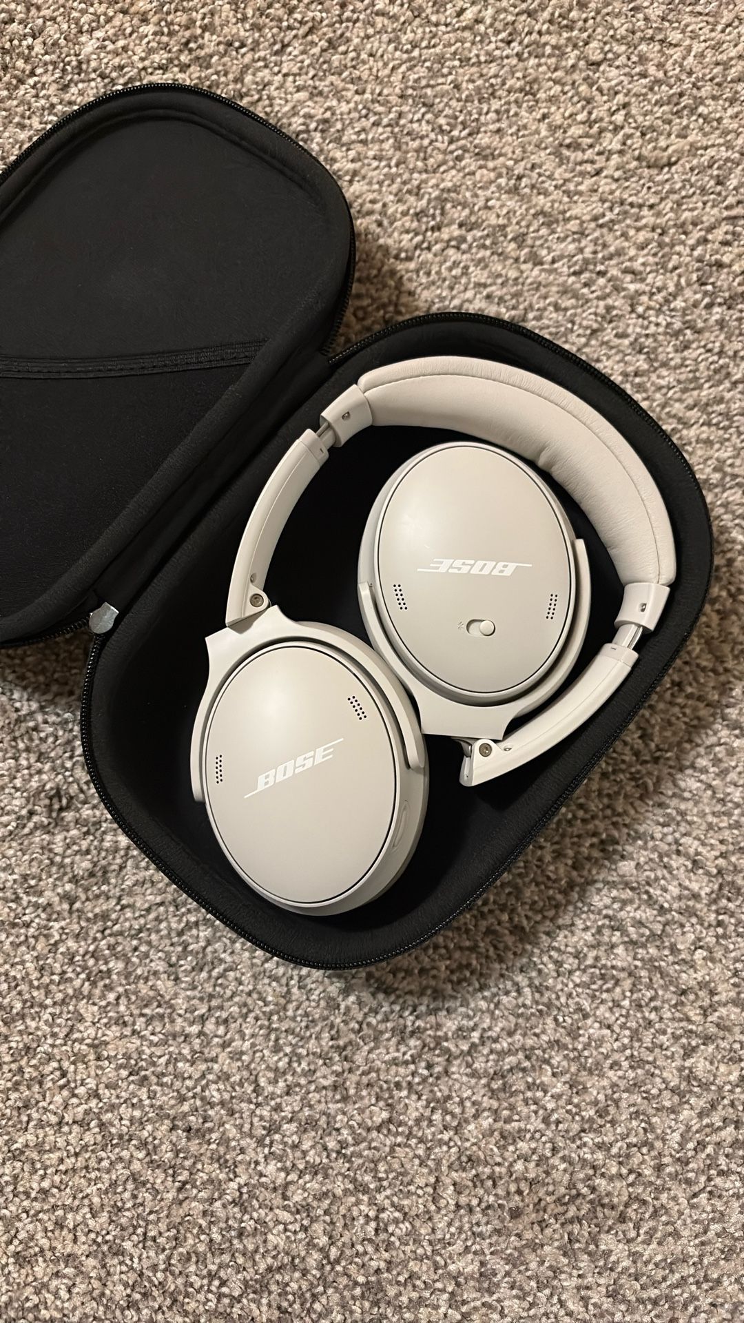 Bose QuietComfort 35 II – Like New