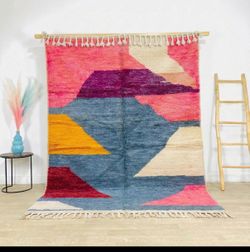 3’ x 5’ Moroccan Wool Area Rug with Fringe