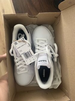 Adidas kids size 2