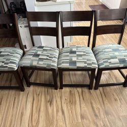 4 dining chairs