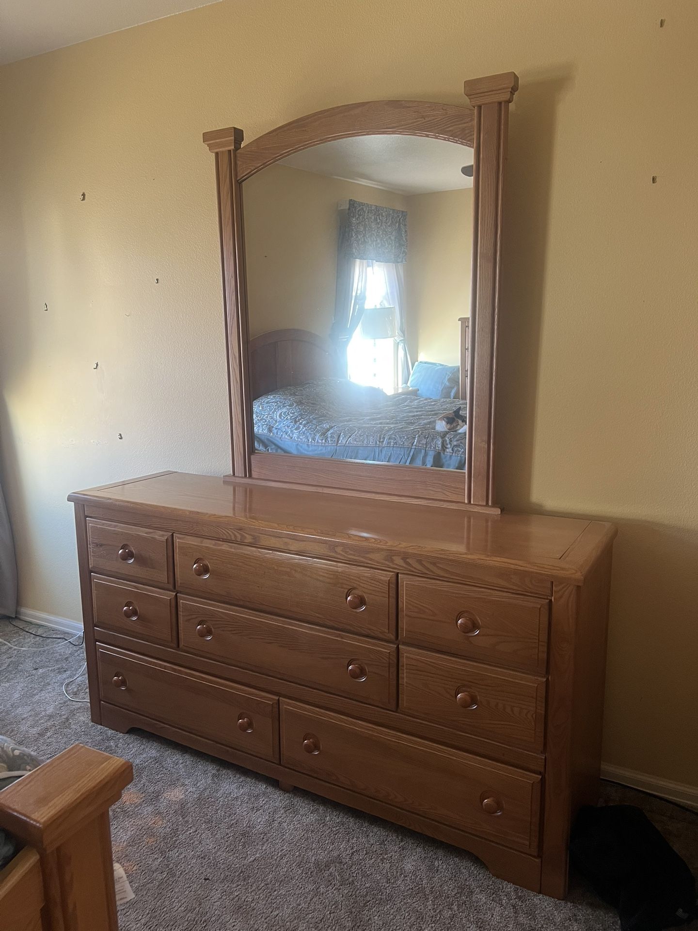 Seven Piece Bedroom Set In Great Condition!