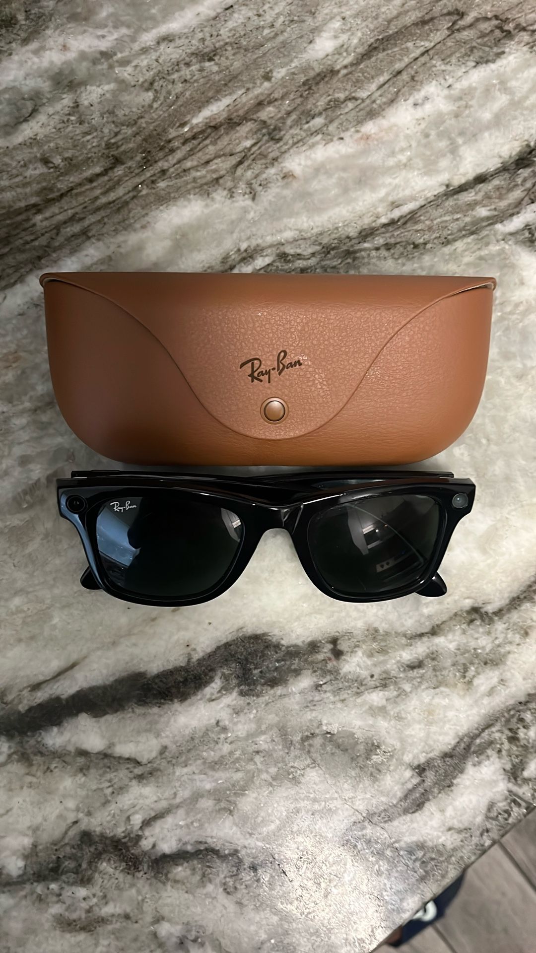 Ray.Ban