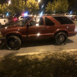 Chevy Blazer 