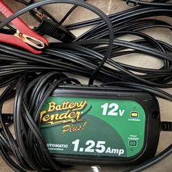 Battery Tender Plus 12V 1.25A with Cable Extensions 