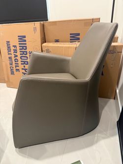 Cantoni Genuine leather arm chairs (2)