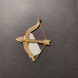 14k real solid gold pendant with real diamonds 1.5” and 2.7gr