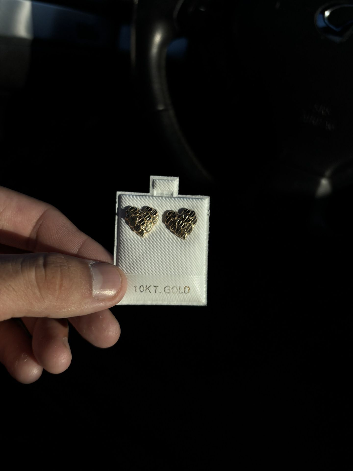 10kt heart Earrings