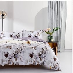 Duvet Cover +2 Pillow Shams Ultra Soft & Breathable Sets with Zipper Closure