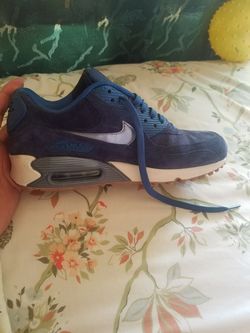 Nike airmax size 8.5 (women)