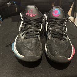 Size 9.5 Nike Kyrie Infinity South Beach Shoes (Very lightly worn)
