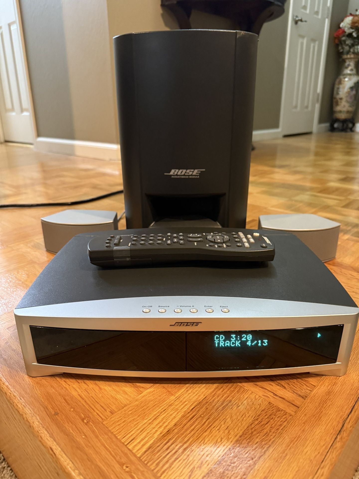 Bose AV3-2-1 II DVD/CD Media Center